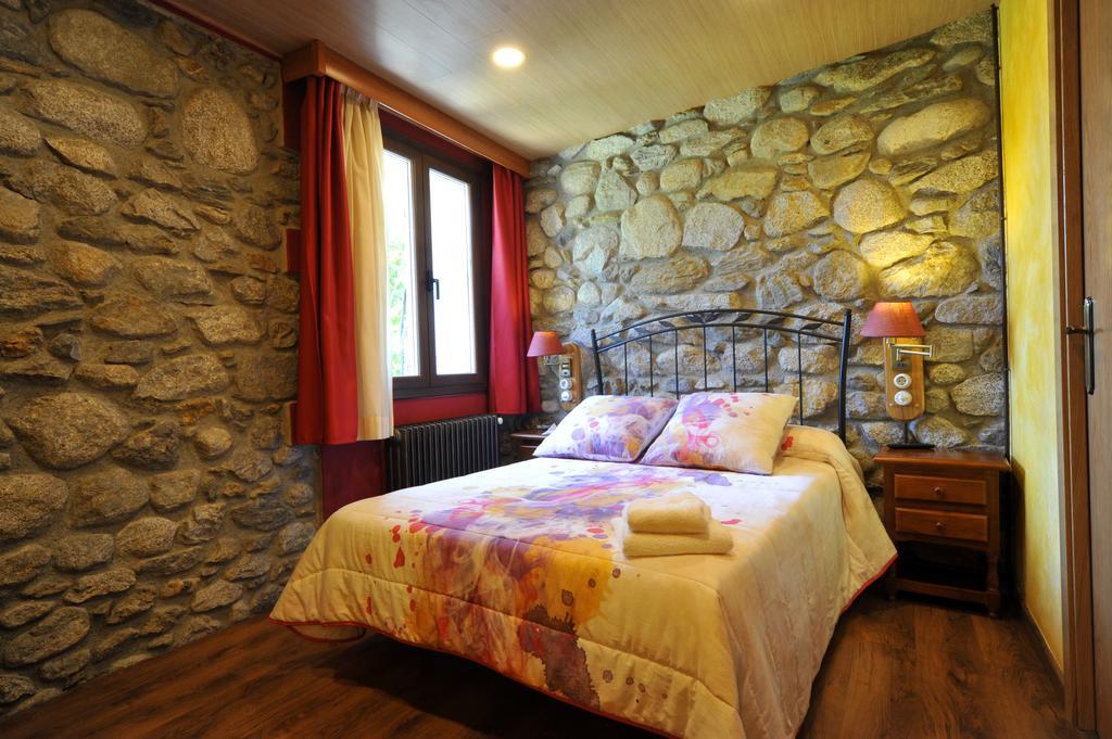 Hostal Vall D'Aneu By Arcas & Sambola Esterri d'Àneu Kültér fotó